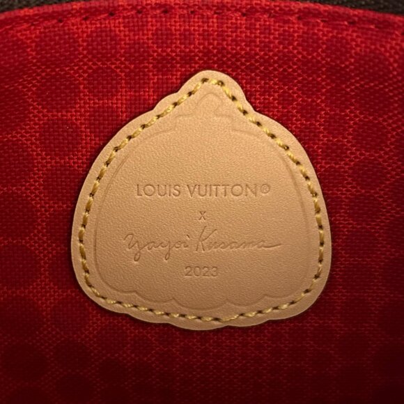 *Sold Privately!* LOUIS VUITTON x YAYOI KUSAMA Mini Pochette Accessoires M81866 - Picture 10 of 12